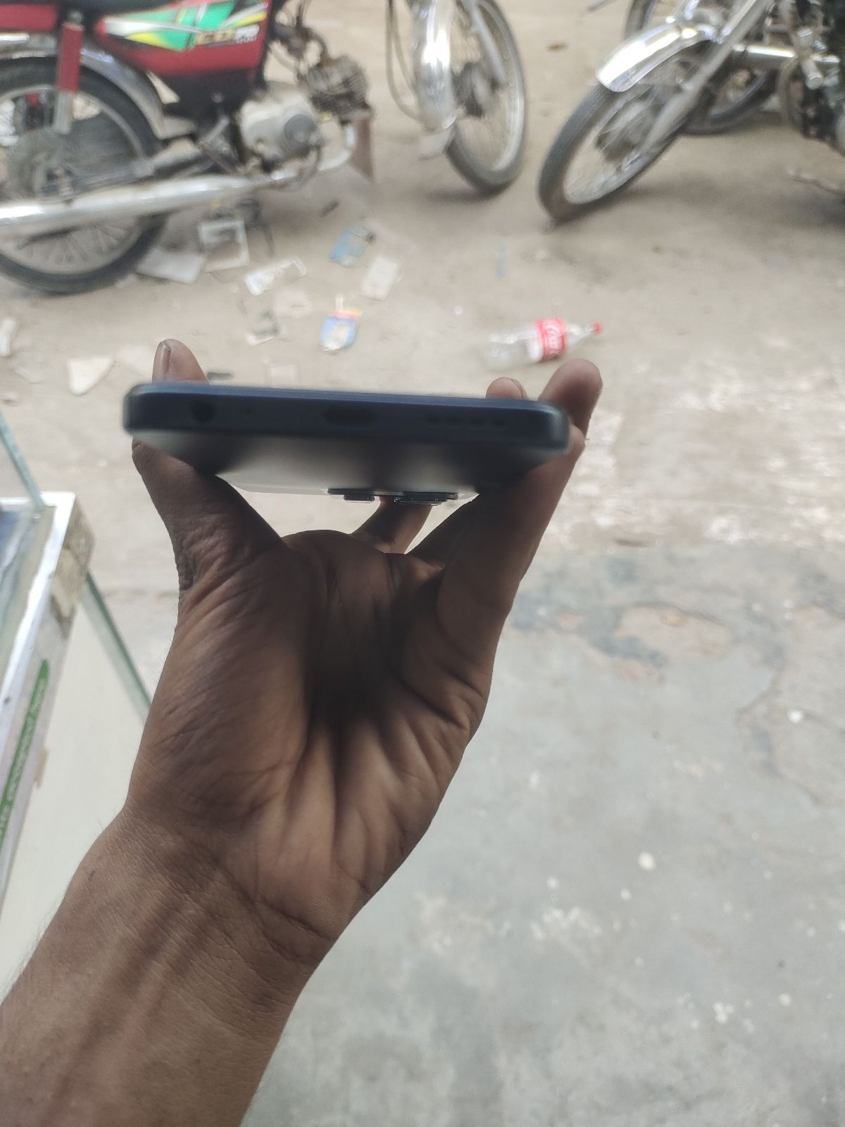 Infinix Hot 50i · 4GB / 128GB - photo 3