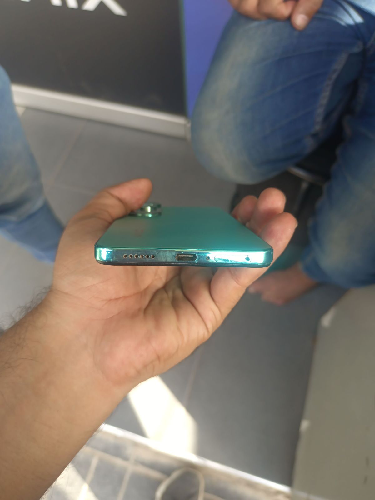 Vivo V50 Lite · 8GB / 256GB - photo 4