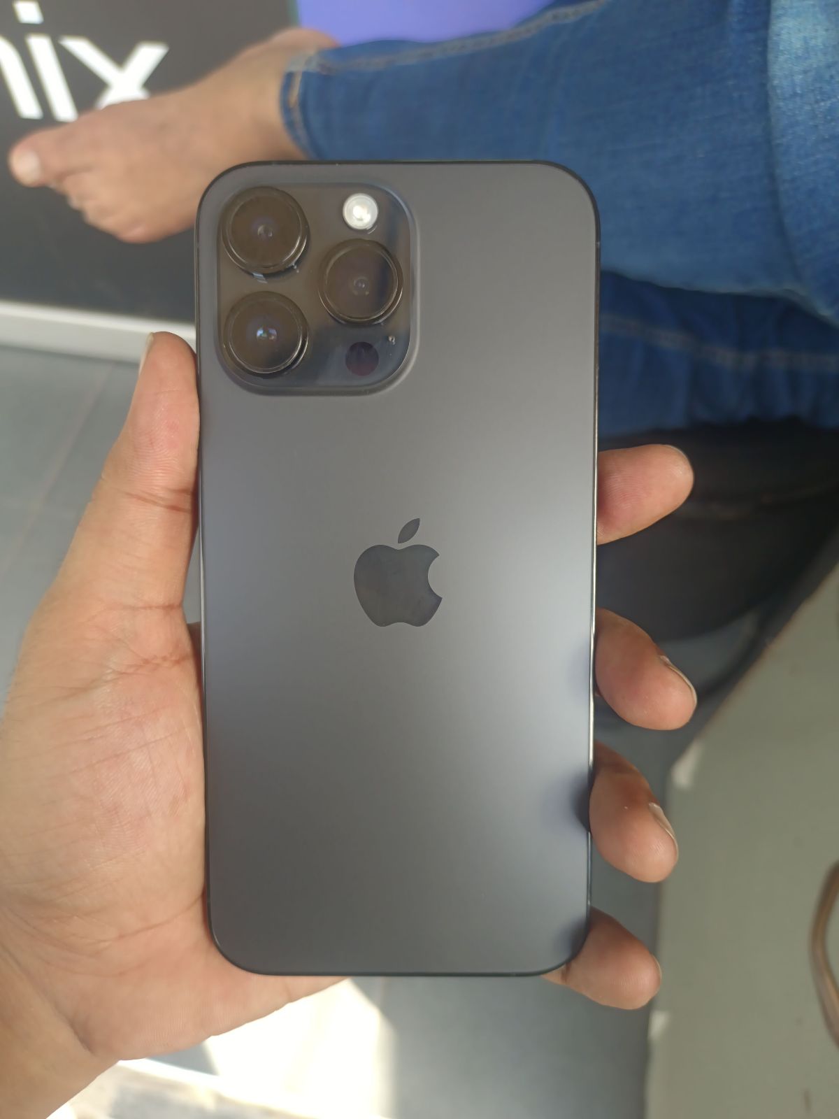 iPhone 14 Pro Max · 128GB - photo 1