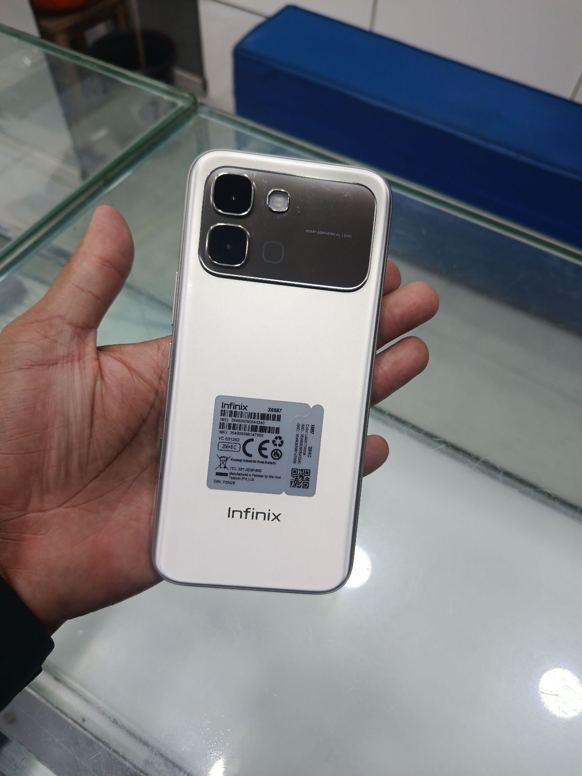 Infinix Note Edge · 8GB / 256GB - photo 1