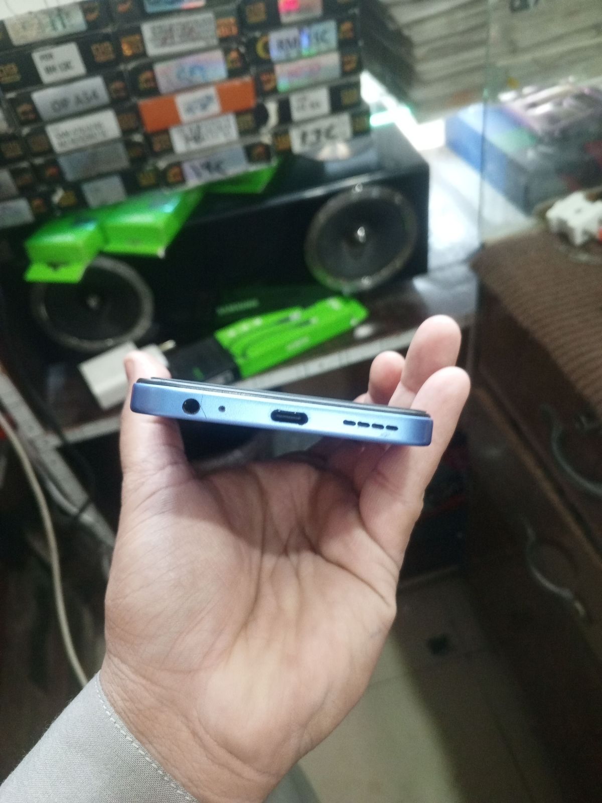 Infinix Smart 10 · 4GB / 64GB - photo 5