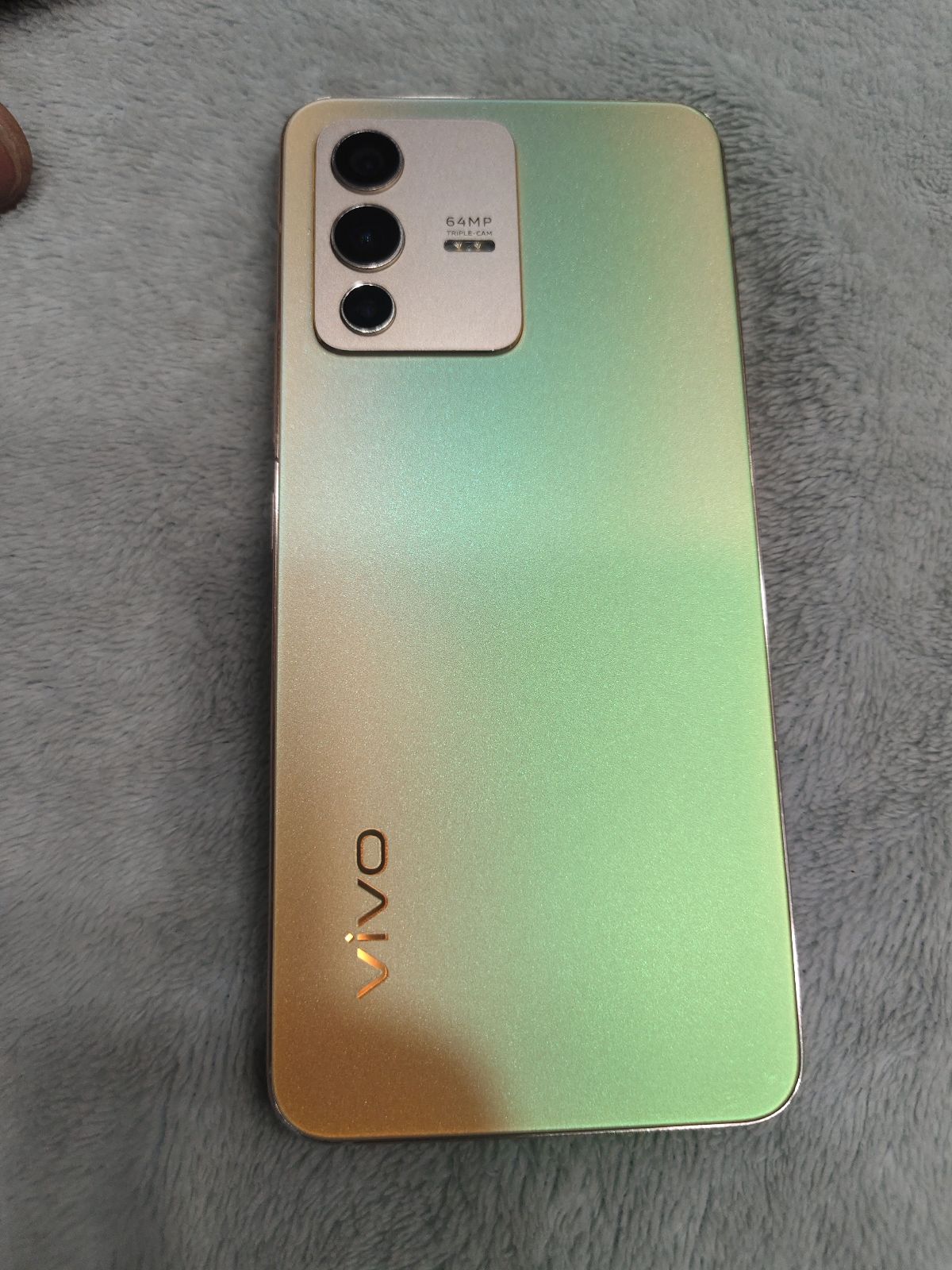 Vivo V23 · 12GB / 256GB - photo 1
