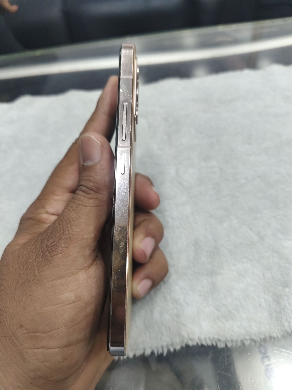 Vivo V23 · 12GB / 256GB - photo 4