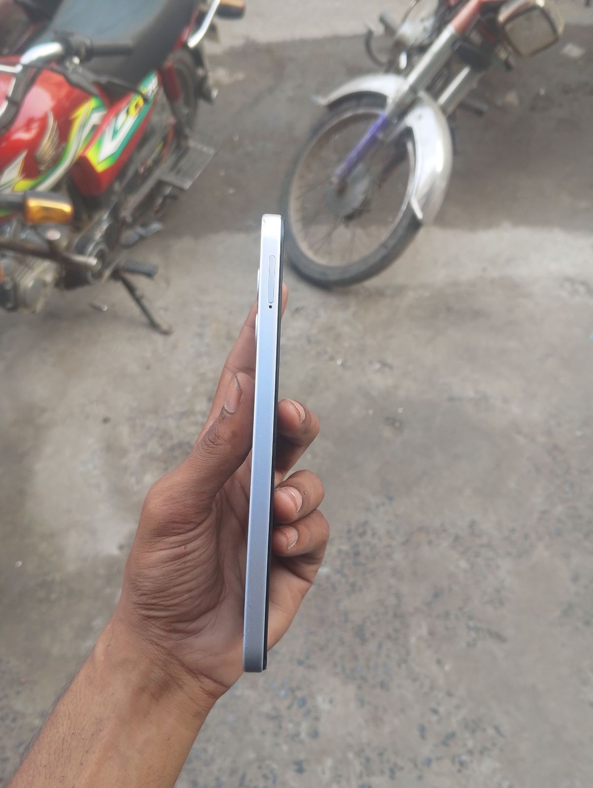 Infinix Smart 10 · 4GB / 64GB - photo 3