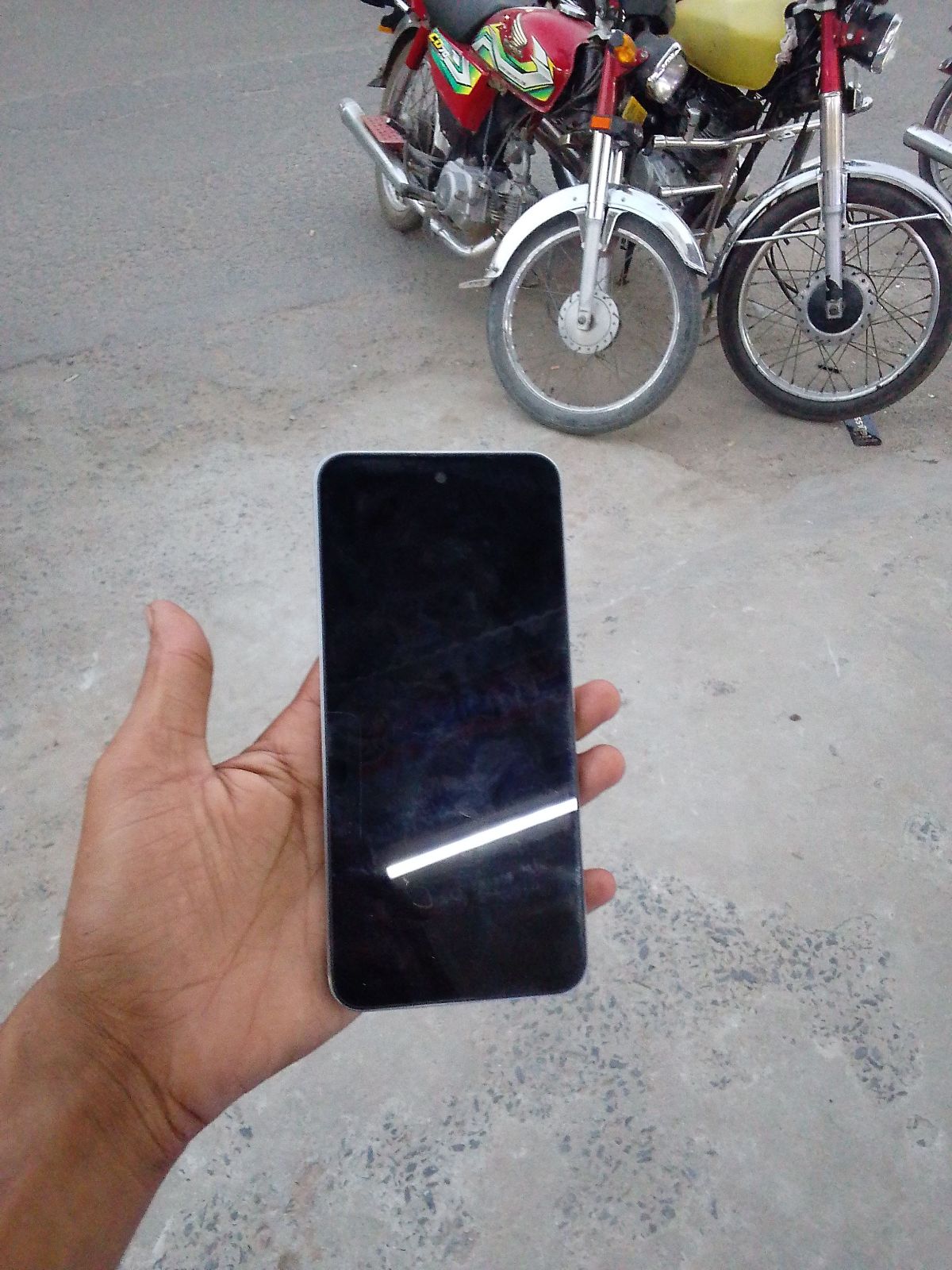Tecno Spark Go 2 · 4GB / 64GB - photo 2