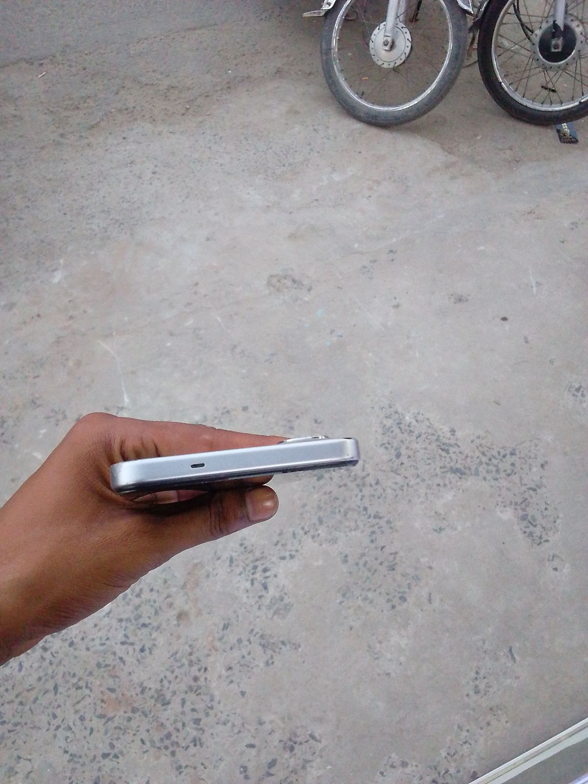 Tecno Spark Go 2 · 4GB / 64GB - photo 4
