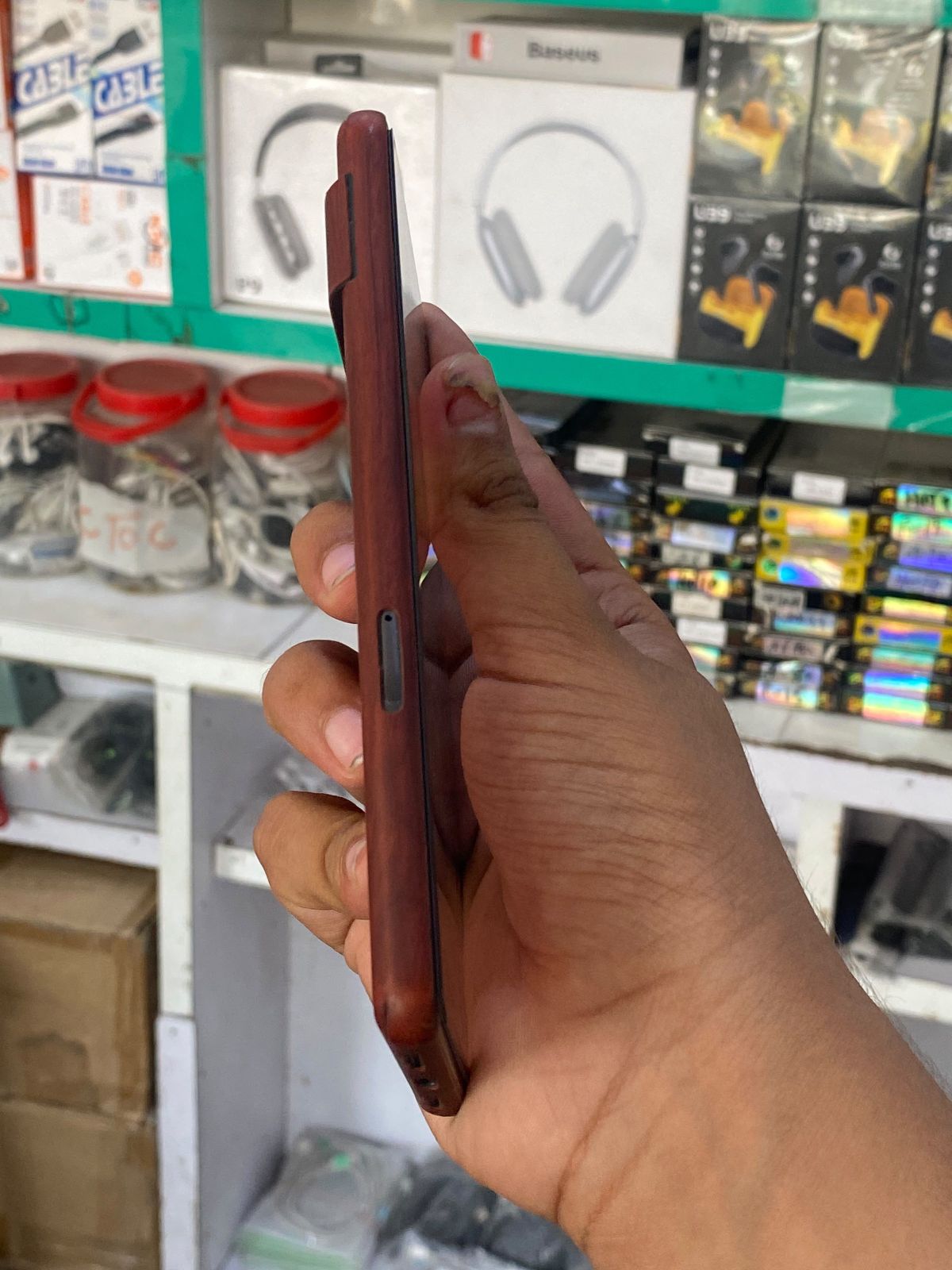 Pixel 7 · 8GB / 128GB - photo 2