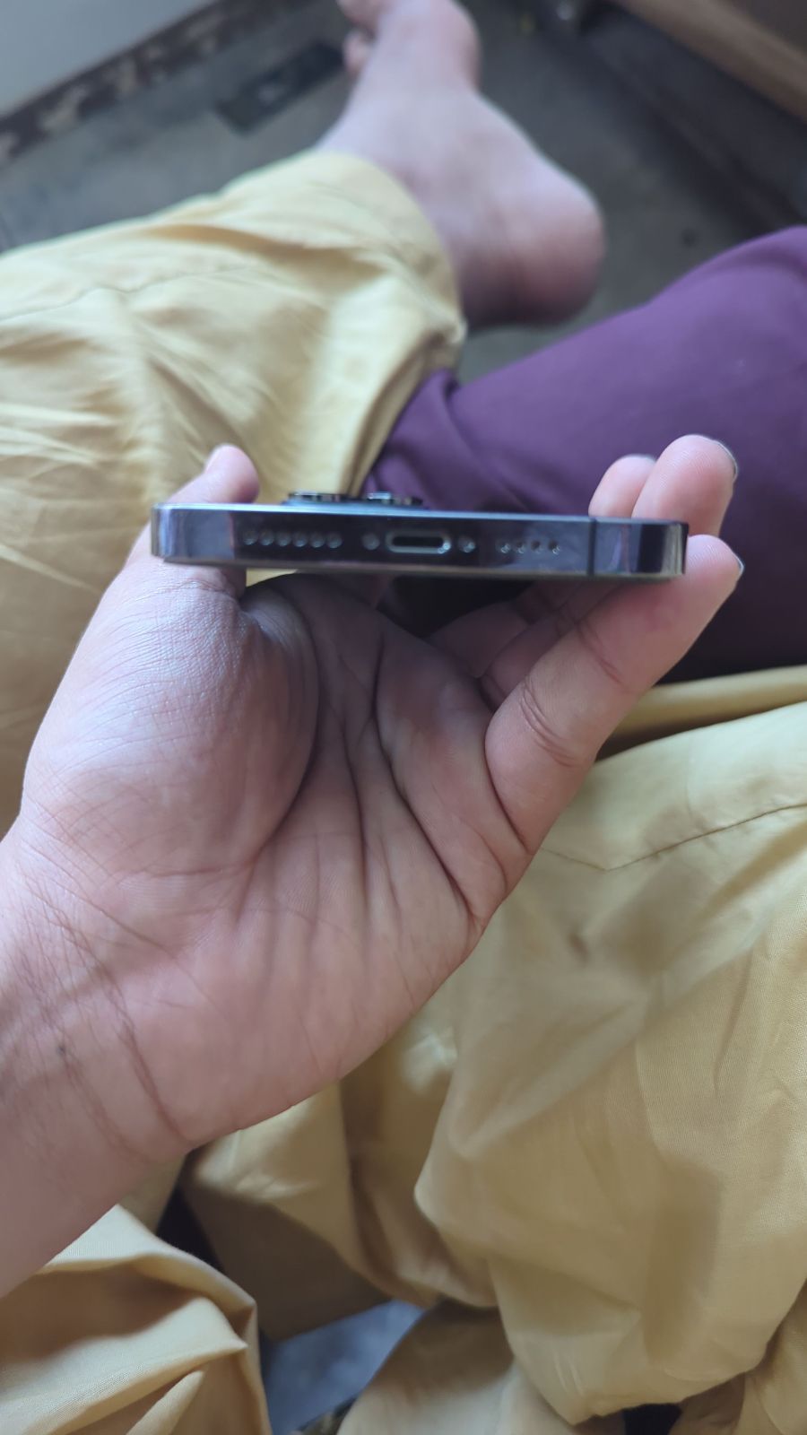 iPhone 14 Pro Max · 128GB - photo 3