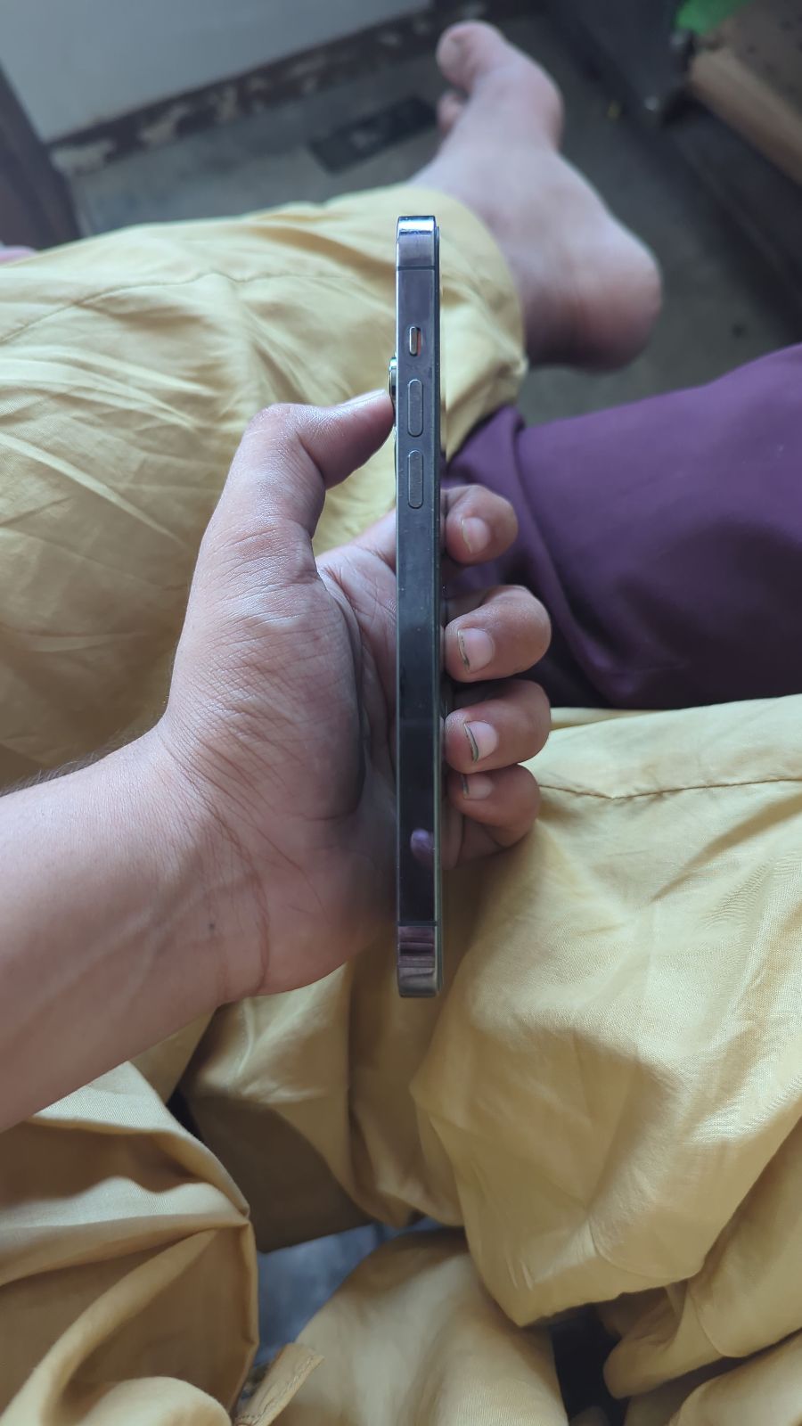 iPhone 14 Pro Max · 128GB - photo 4