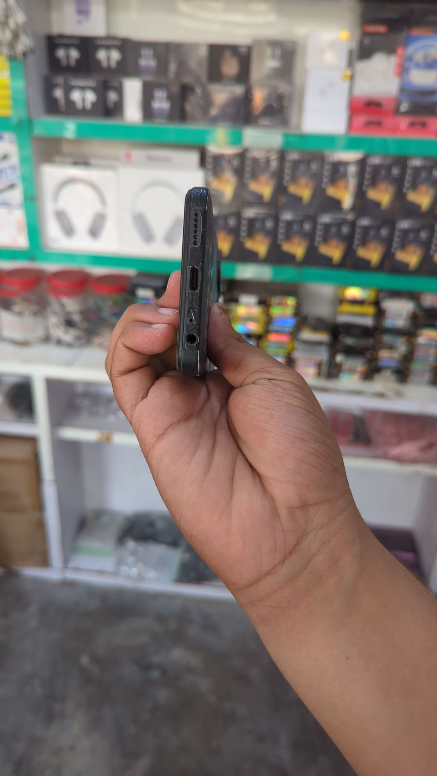 Infinix Smart 8 · 4GB / 64GB - photo 4