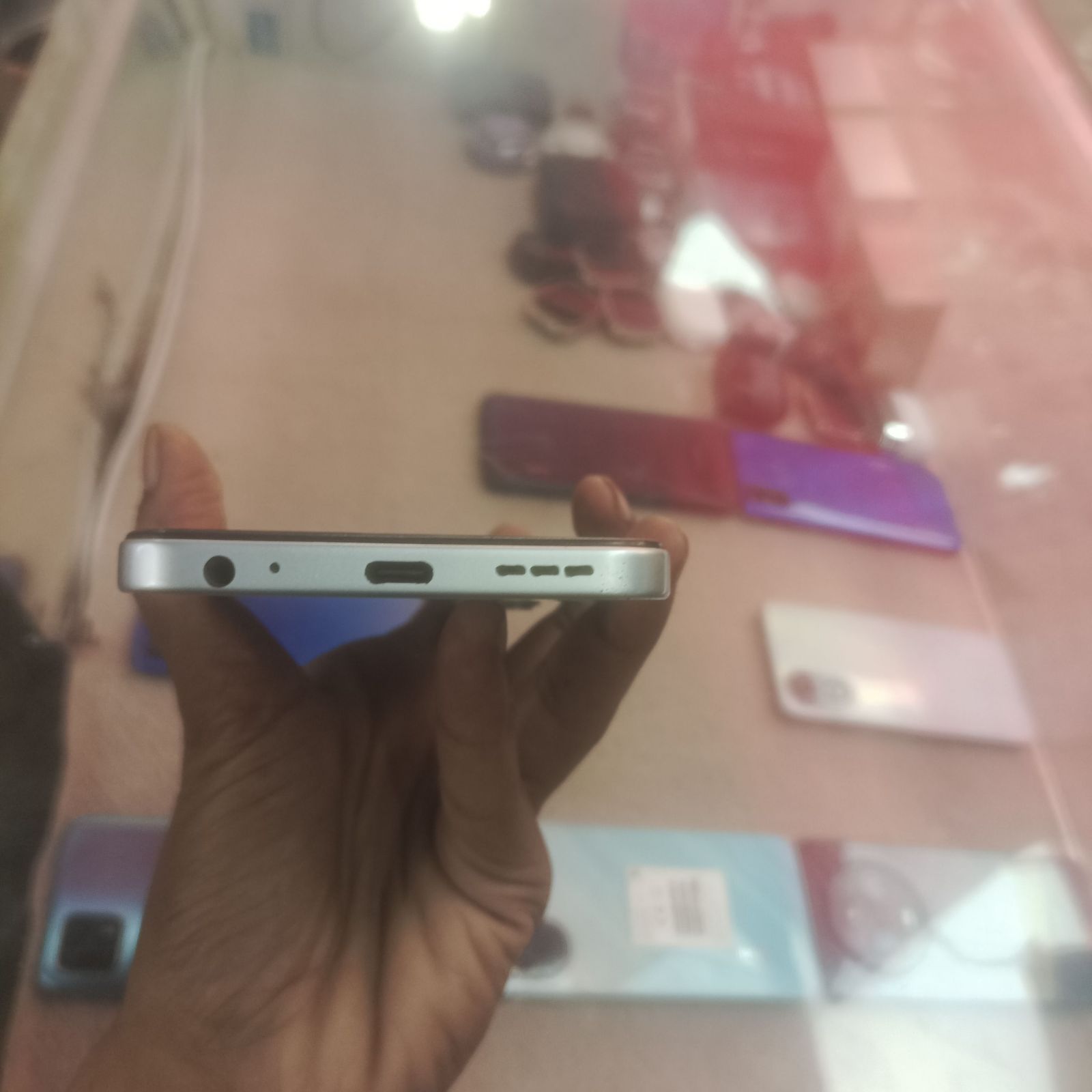 Tecno Spark Go 2 · 4GB / 64GB - photo 5