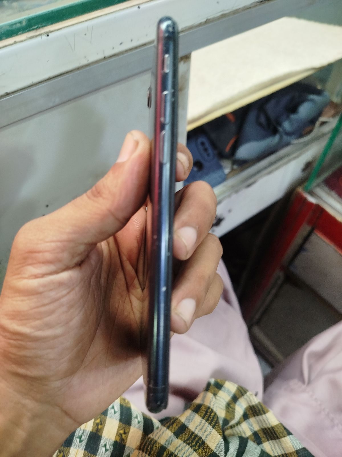 iPhone 7 · 128GB - photo 2