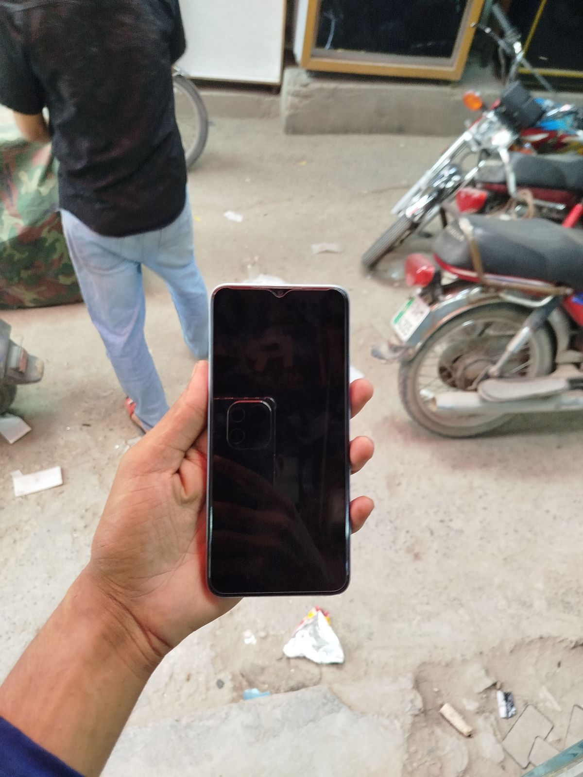 Oppo A18 · 4GB / 128GB - photo 2