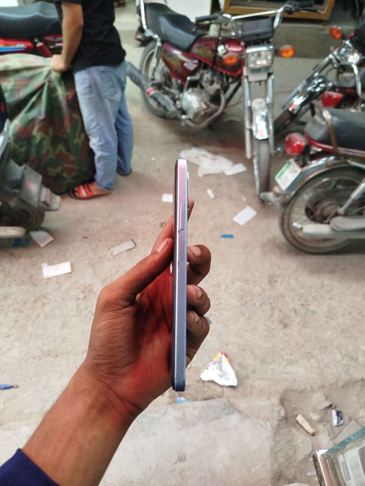 Oppo A18 · 4GB / 128GB - photo 4