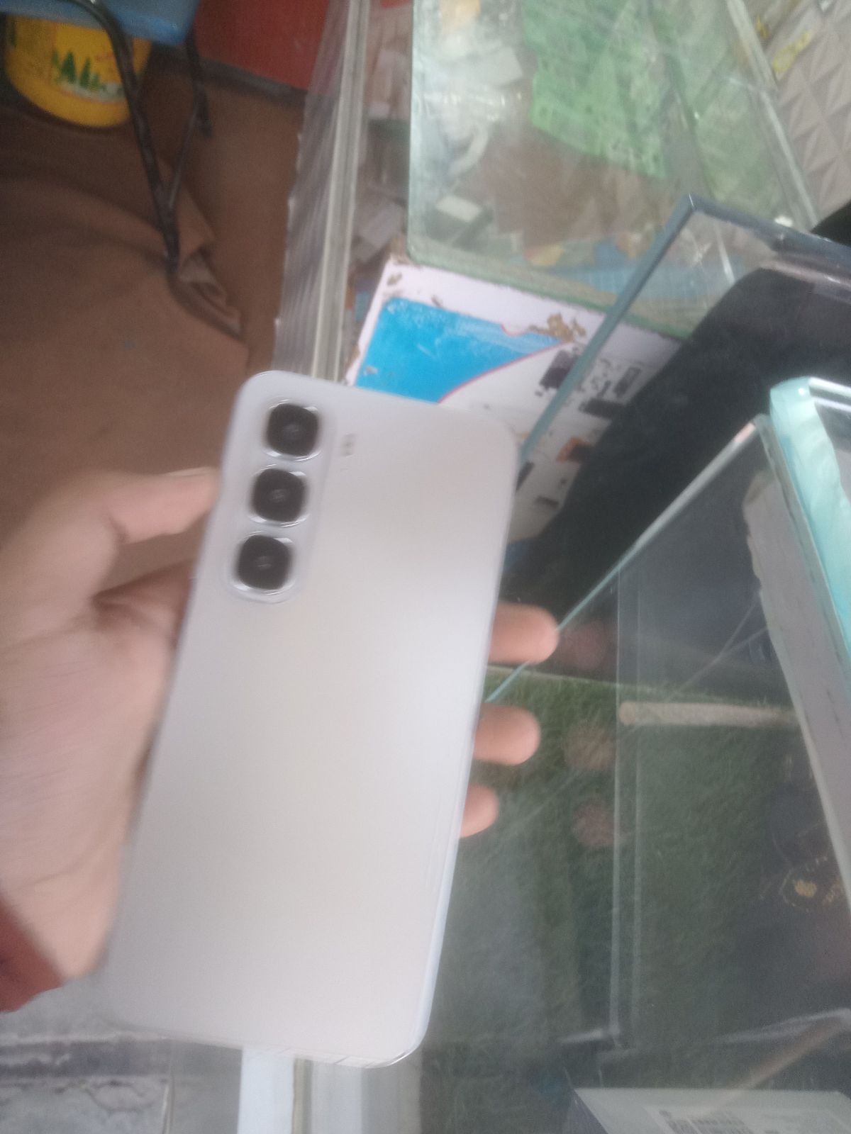 Infinix Hot 60i · 6GB / 128GB - photo 2