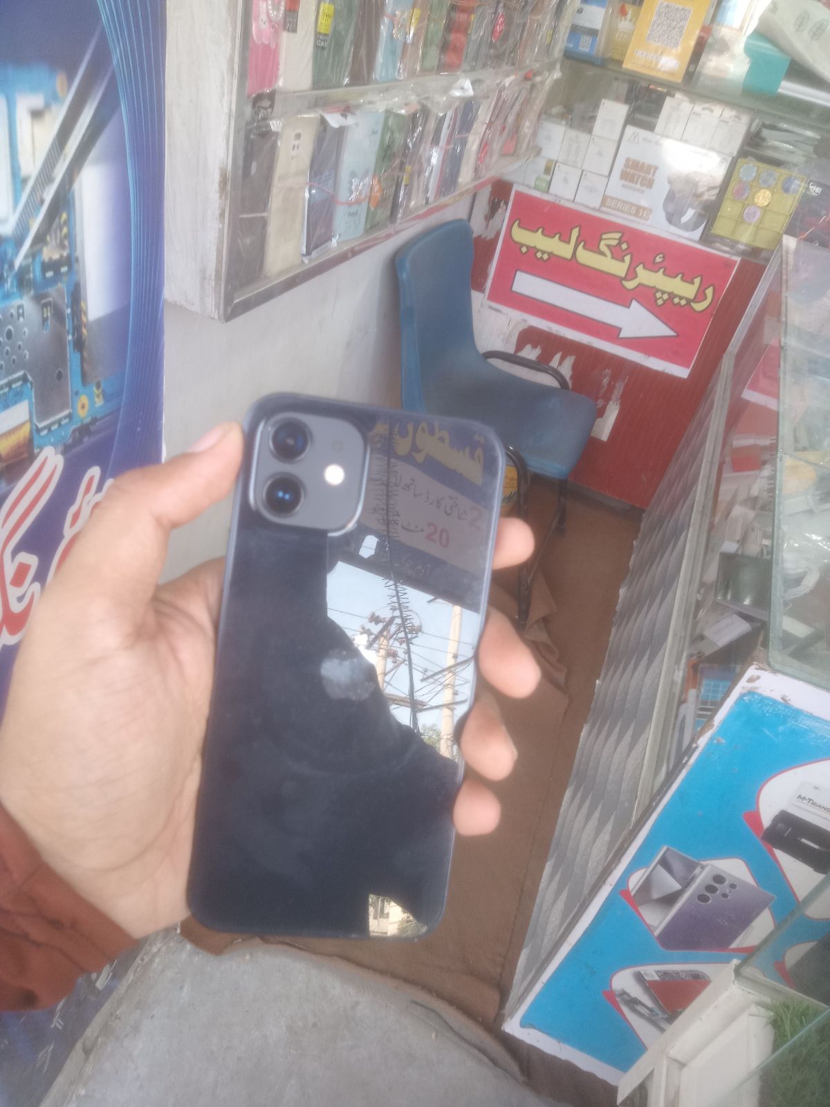 iPhone 12 · 64GB - photo 1
