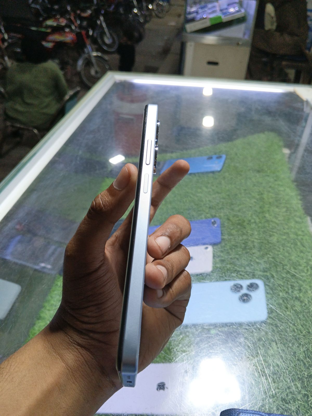 Realme Note 60 · 4GB / 128GB - photo 3
