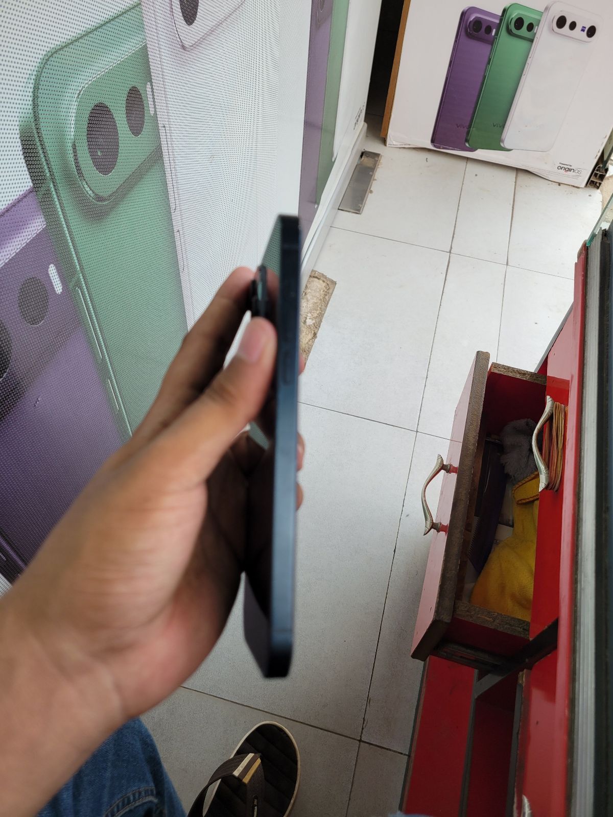 iPhone 14 Plus · 128GB - photo 3