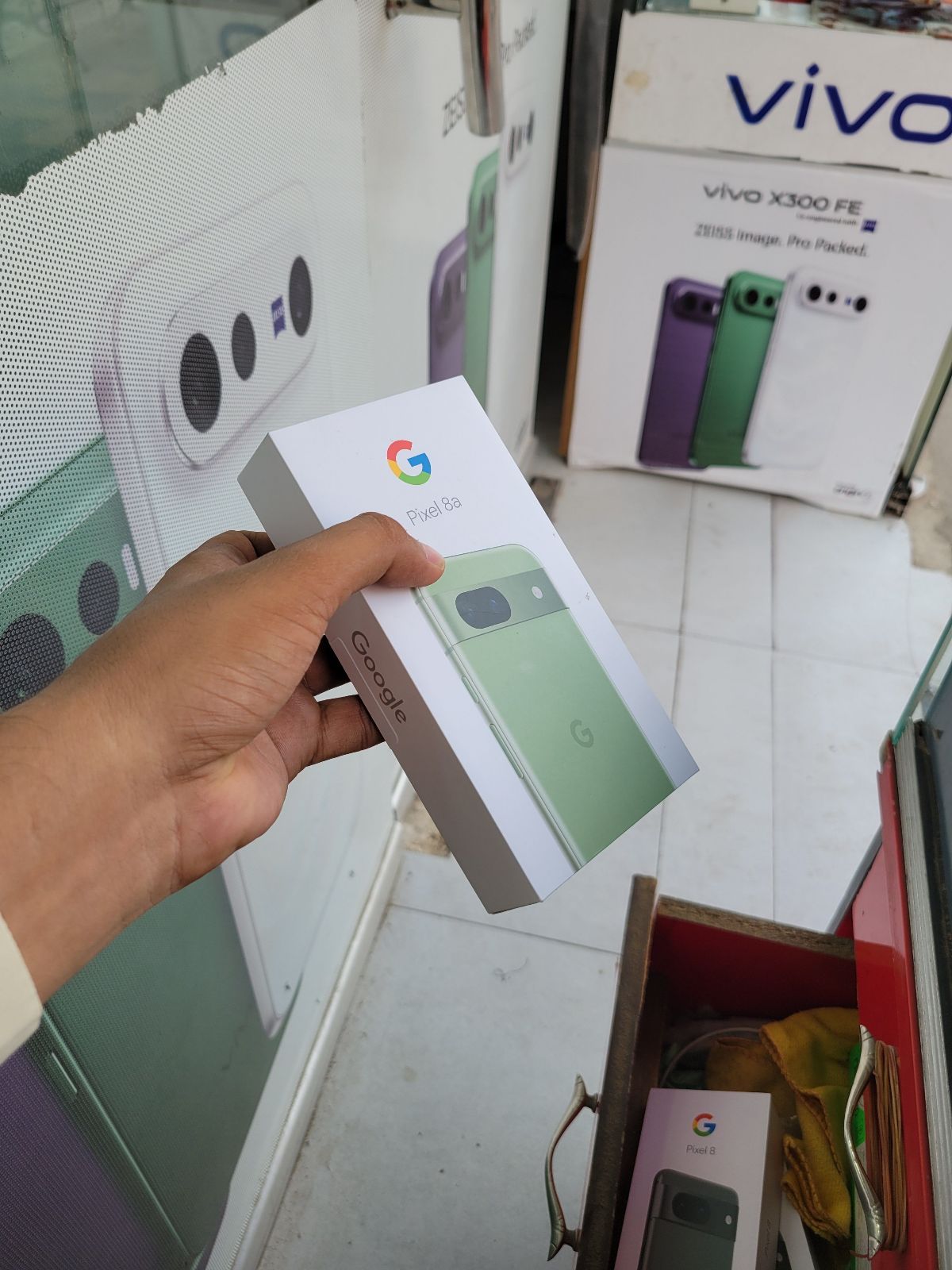 Pixel 8a · 8GB / 128GB - photo 4
