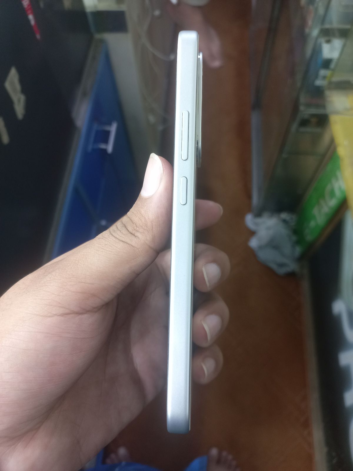 Vivo Y500 · 8GB / 256GB - photo 2