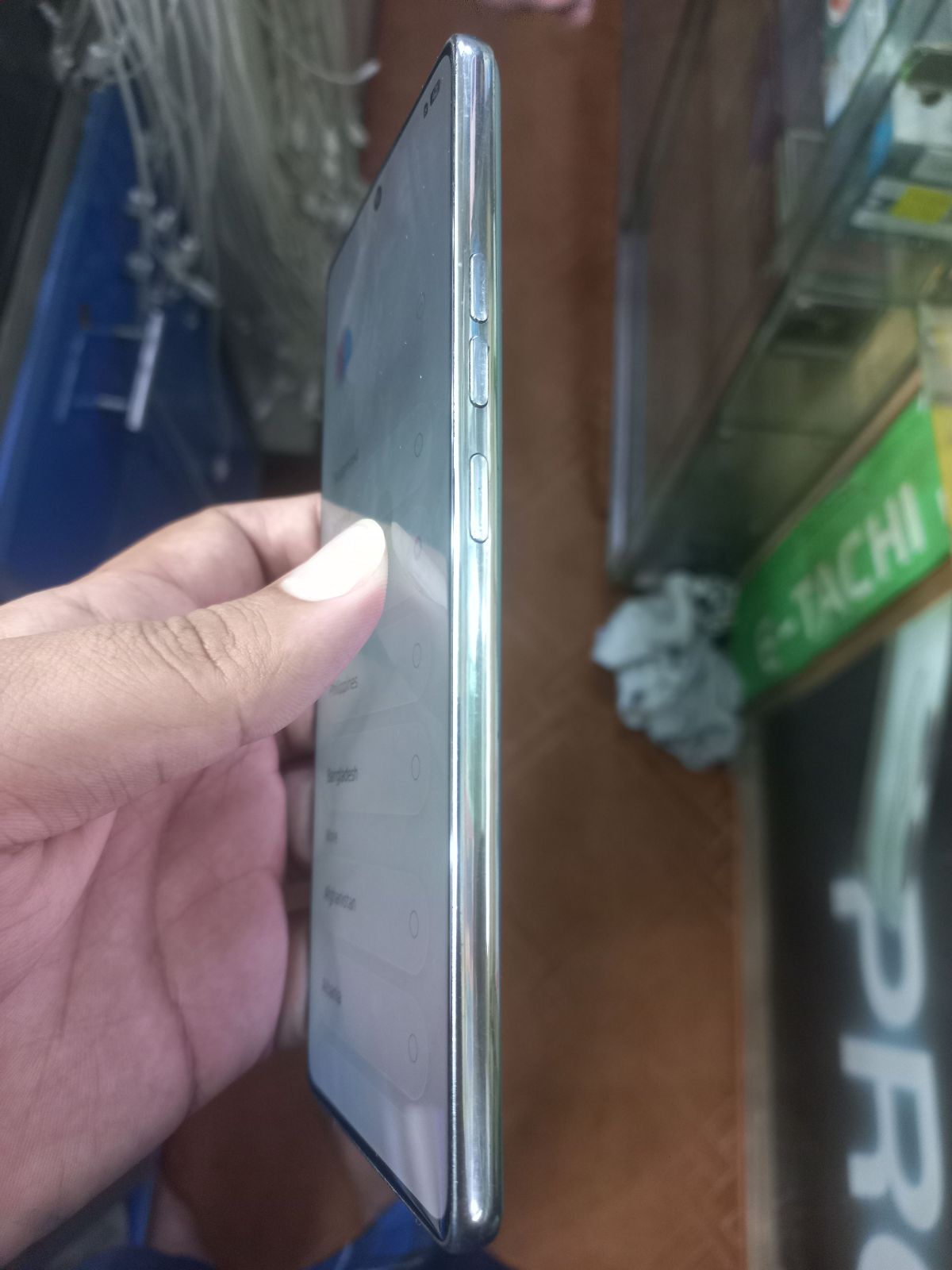 Tecno Camon 40 · 8GB / 256GB - photo 2