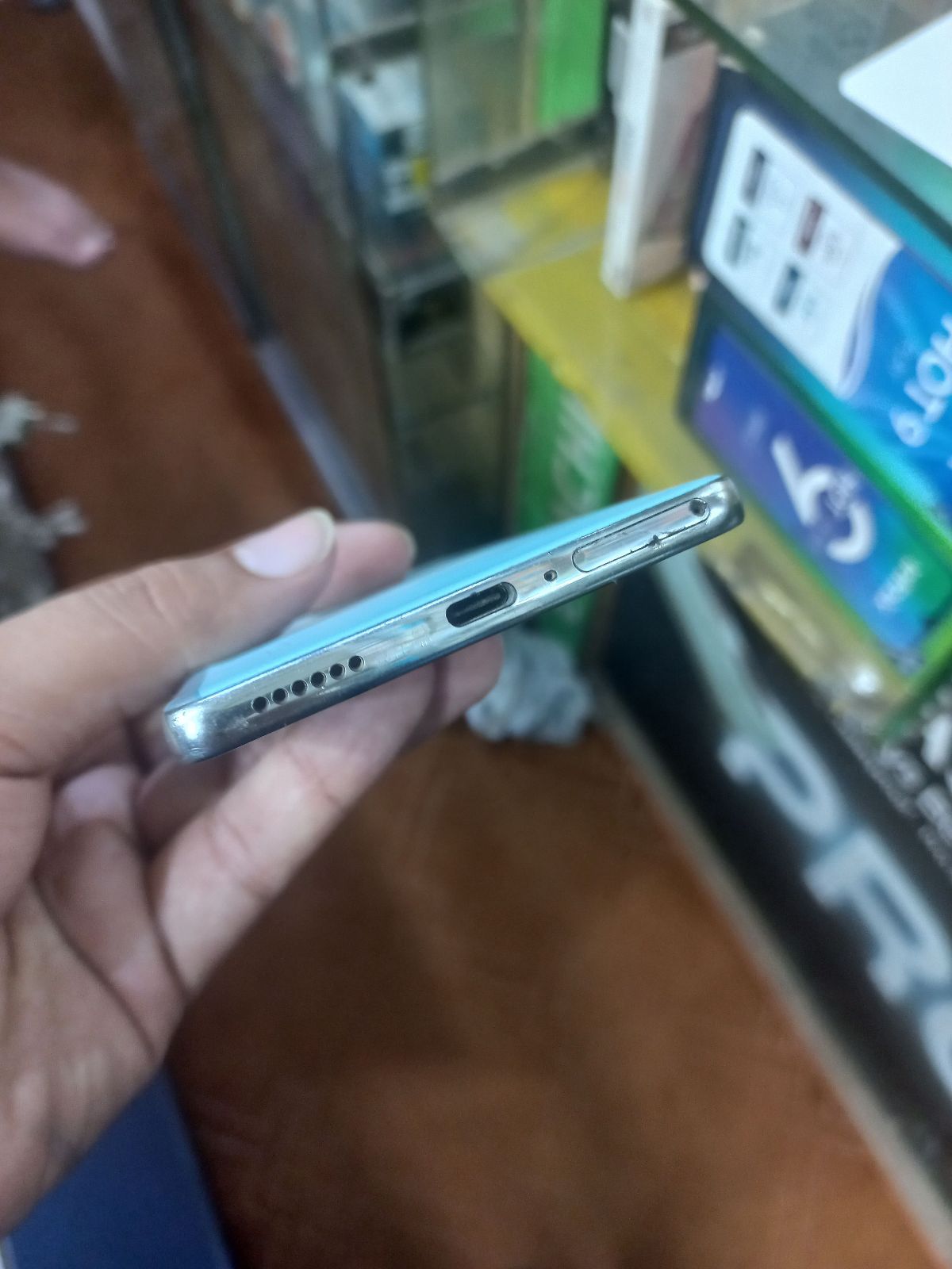 Tecno Camon 40 · 8GB / 256GB - photo 5