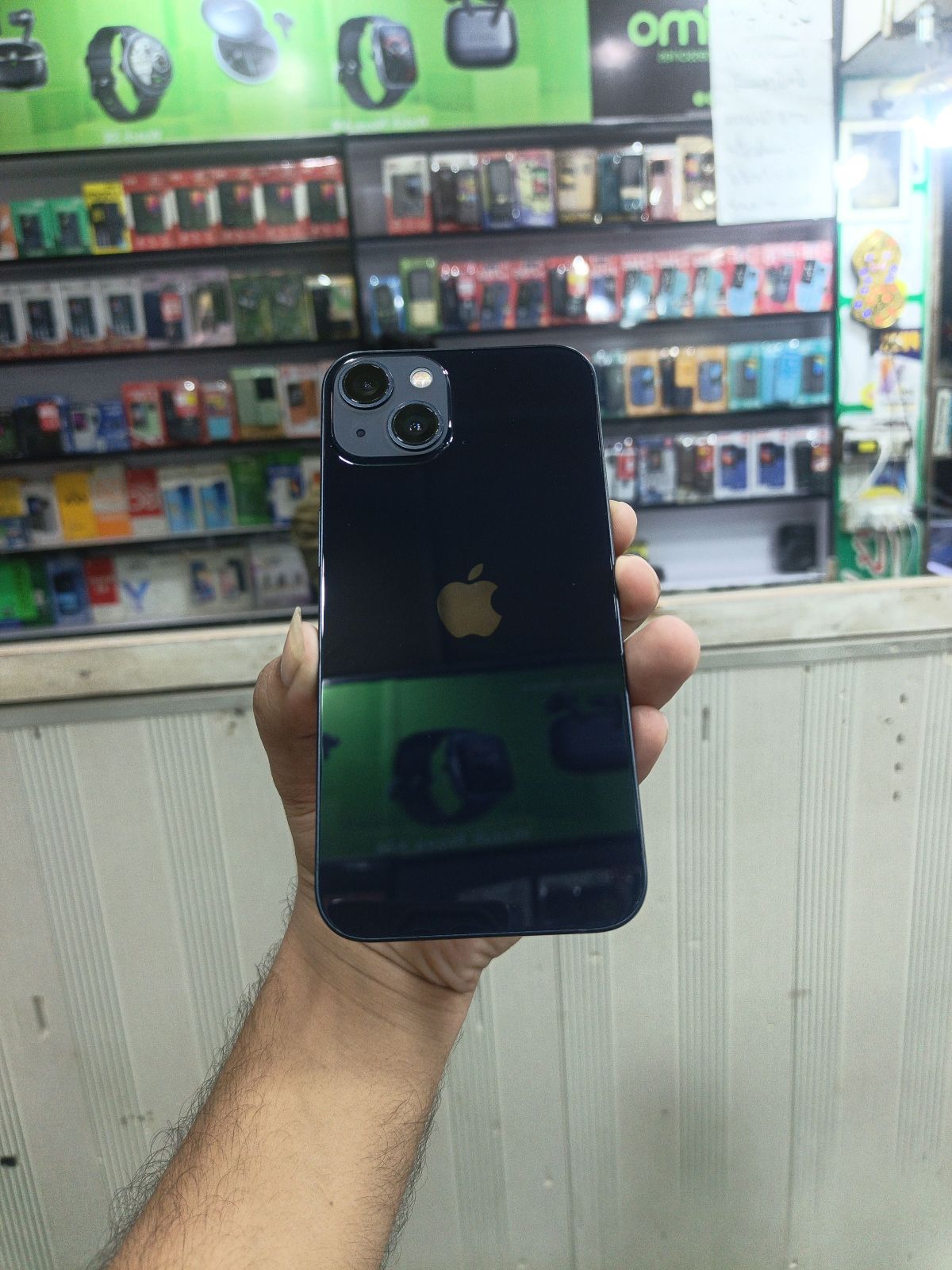 iPhone 13 · 128GB - photo 1