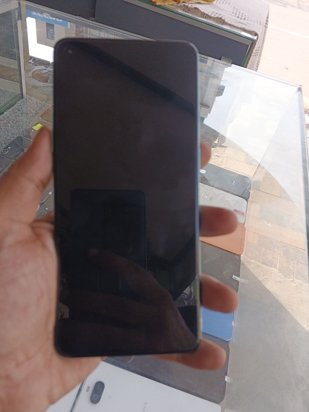 OnePlus 8T · 12GB / 256GB - photo 2