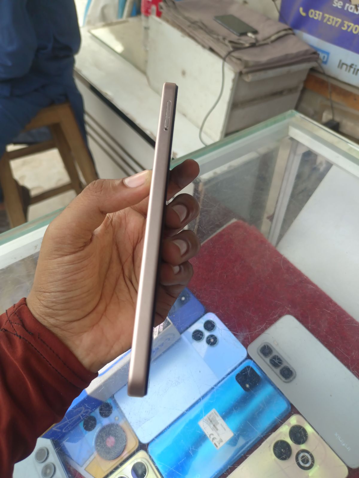 Infinix Smart 10 · 4GB / 64GB - photo 3