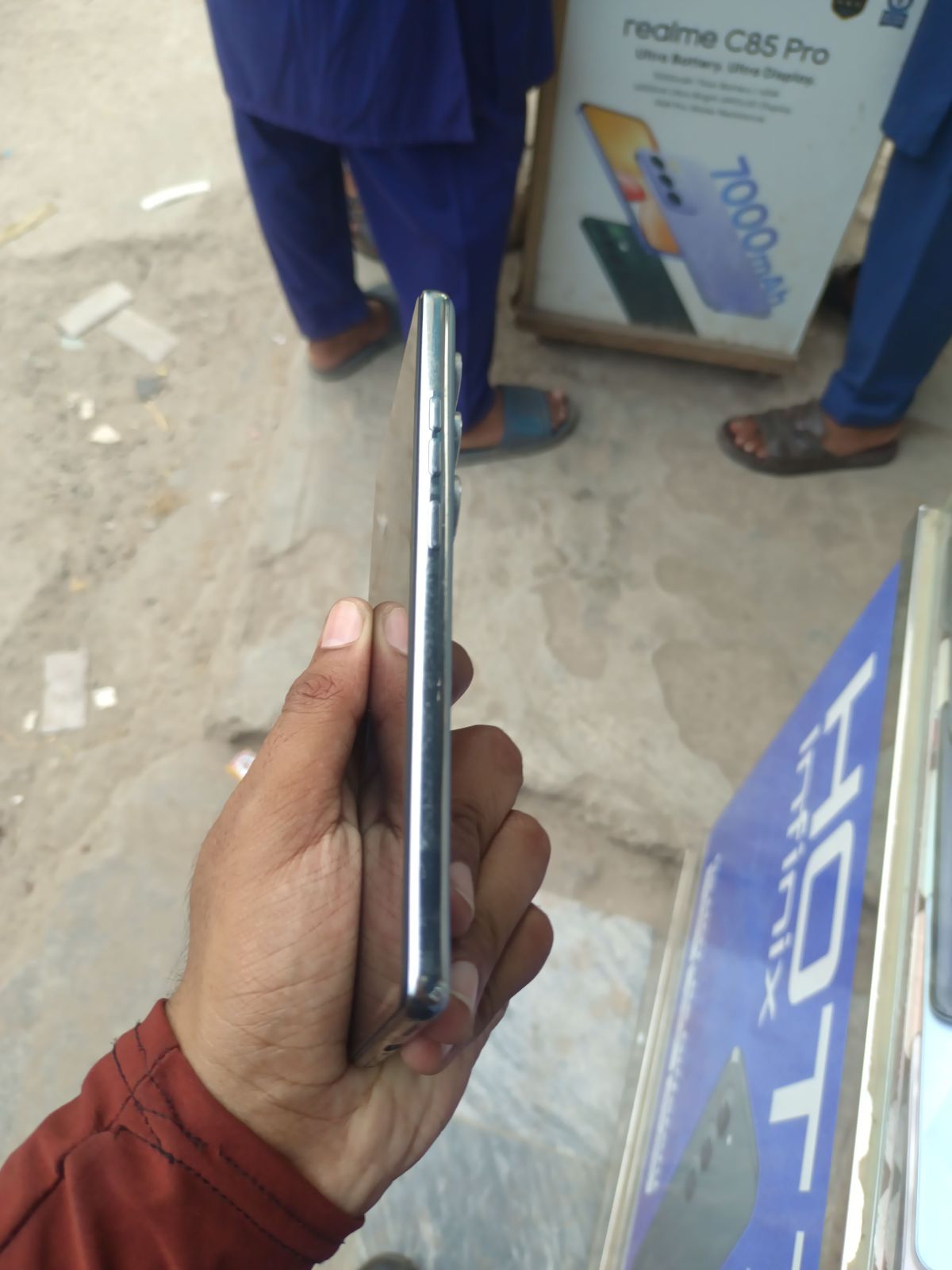 Tecno Camon 40 · 8GB / 256GB - photo 3