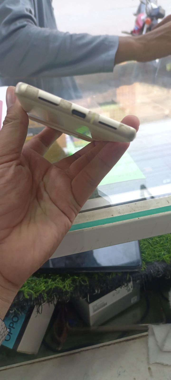 Pixel 7 · 8GB / 128GB - photo 3
