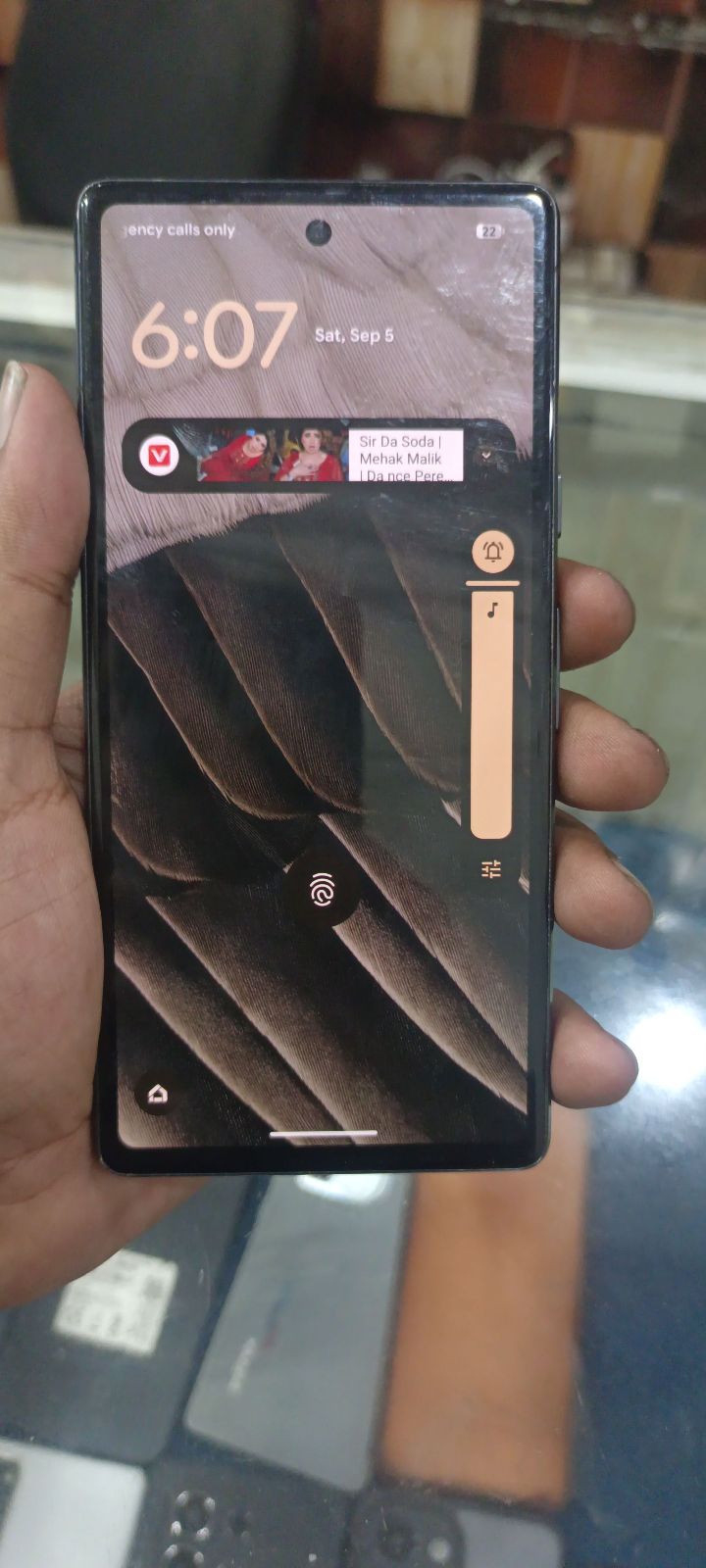 Pixel 7a · 8GB / 128GB - photo 2