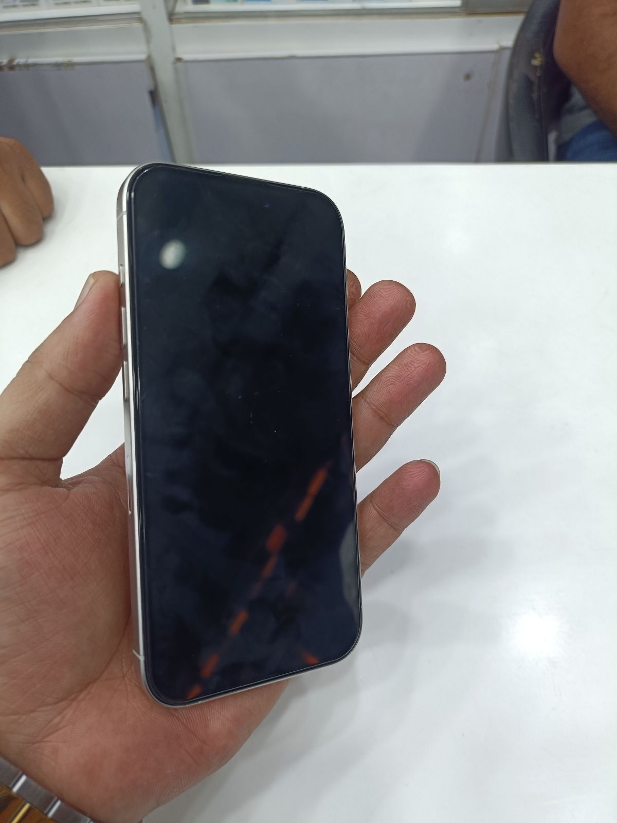 iPhone 15 Pro · 128GB - photo 2