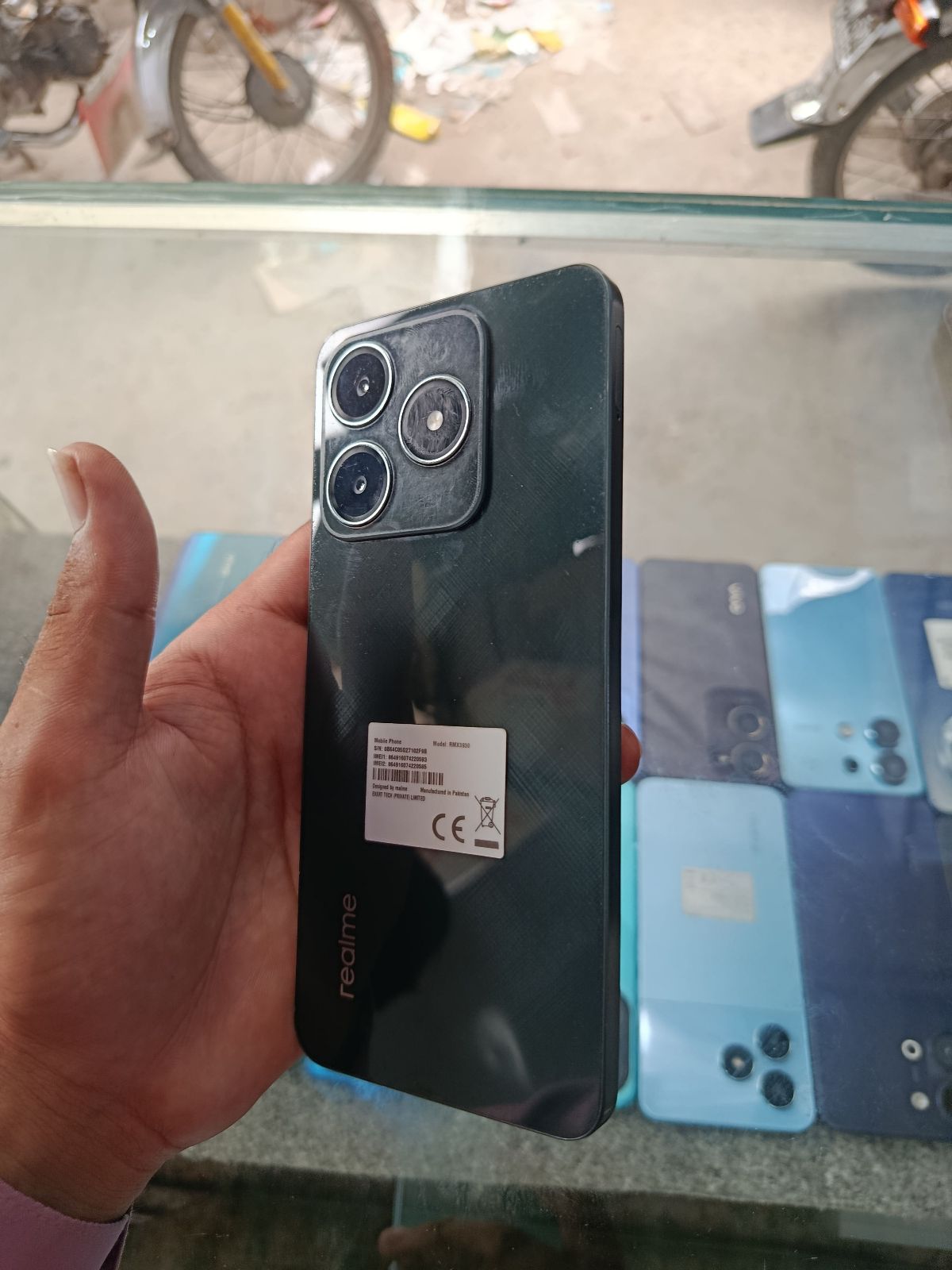 Realme C61 · 6GB / 128GB - photo 2