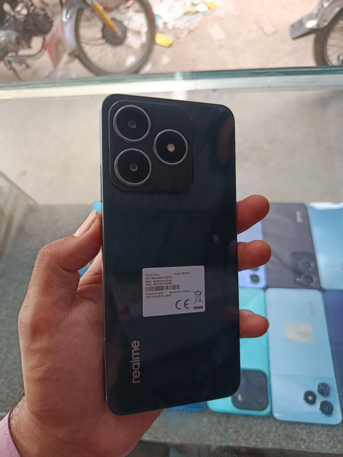 Realme C61 · 6GB / 128GB - photo 3