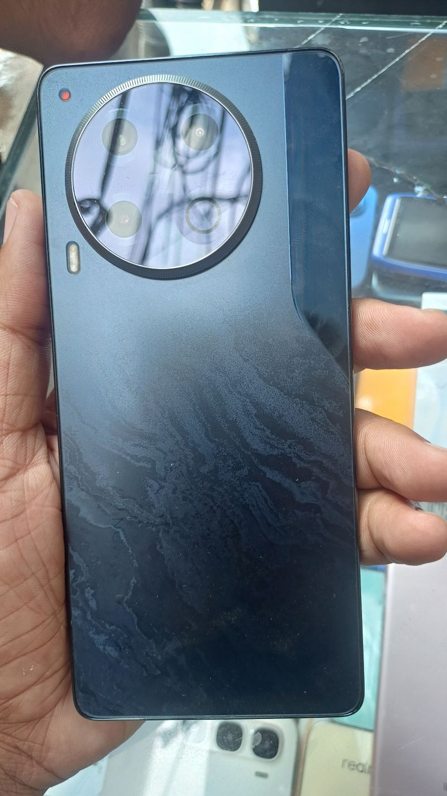 Tecno Camon 30 · 12GB / 256GB - photo 1