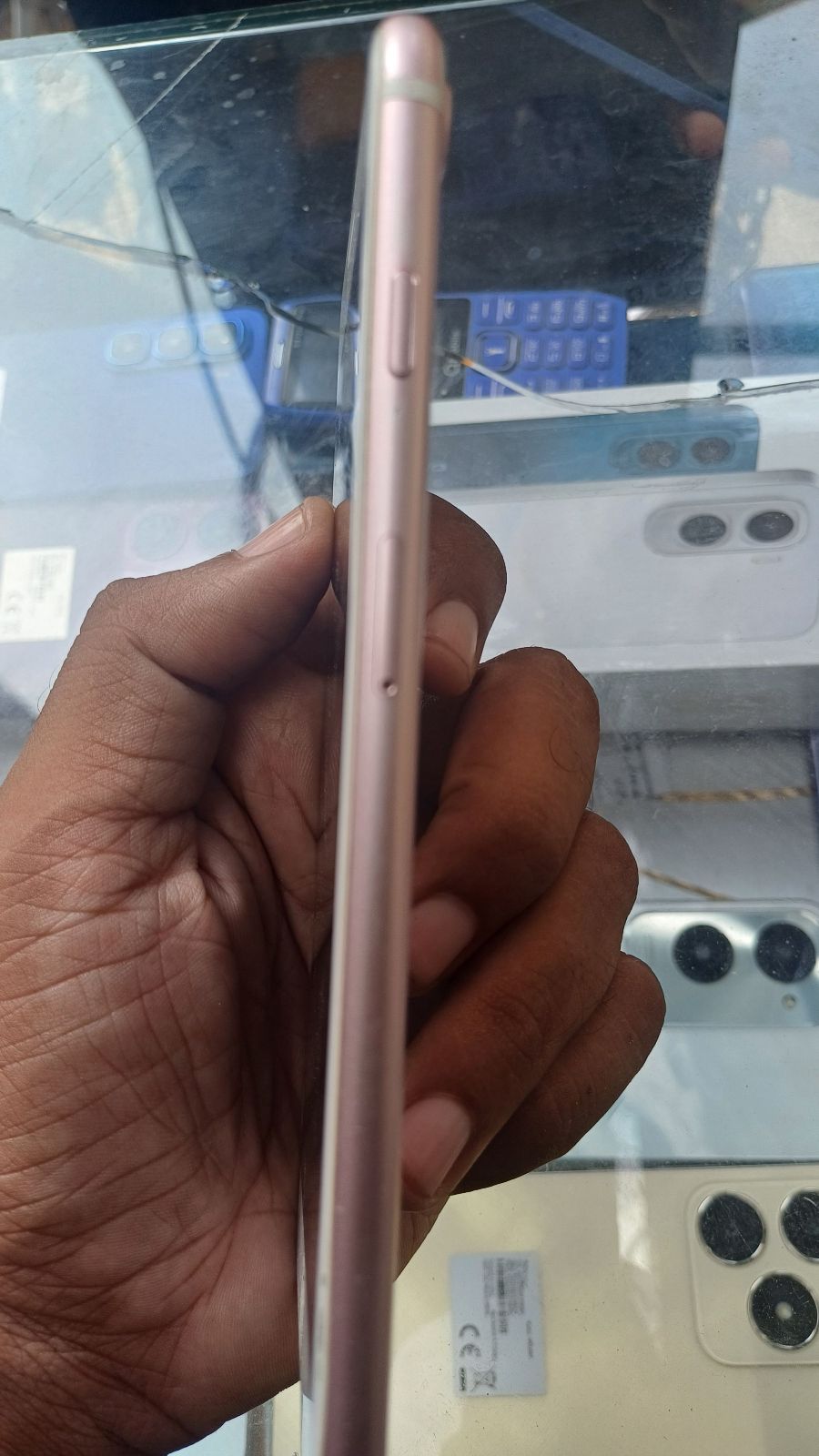 iPhone 7 Plus · 32GB - photo 3