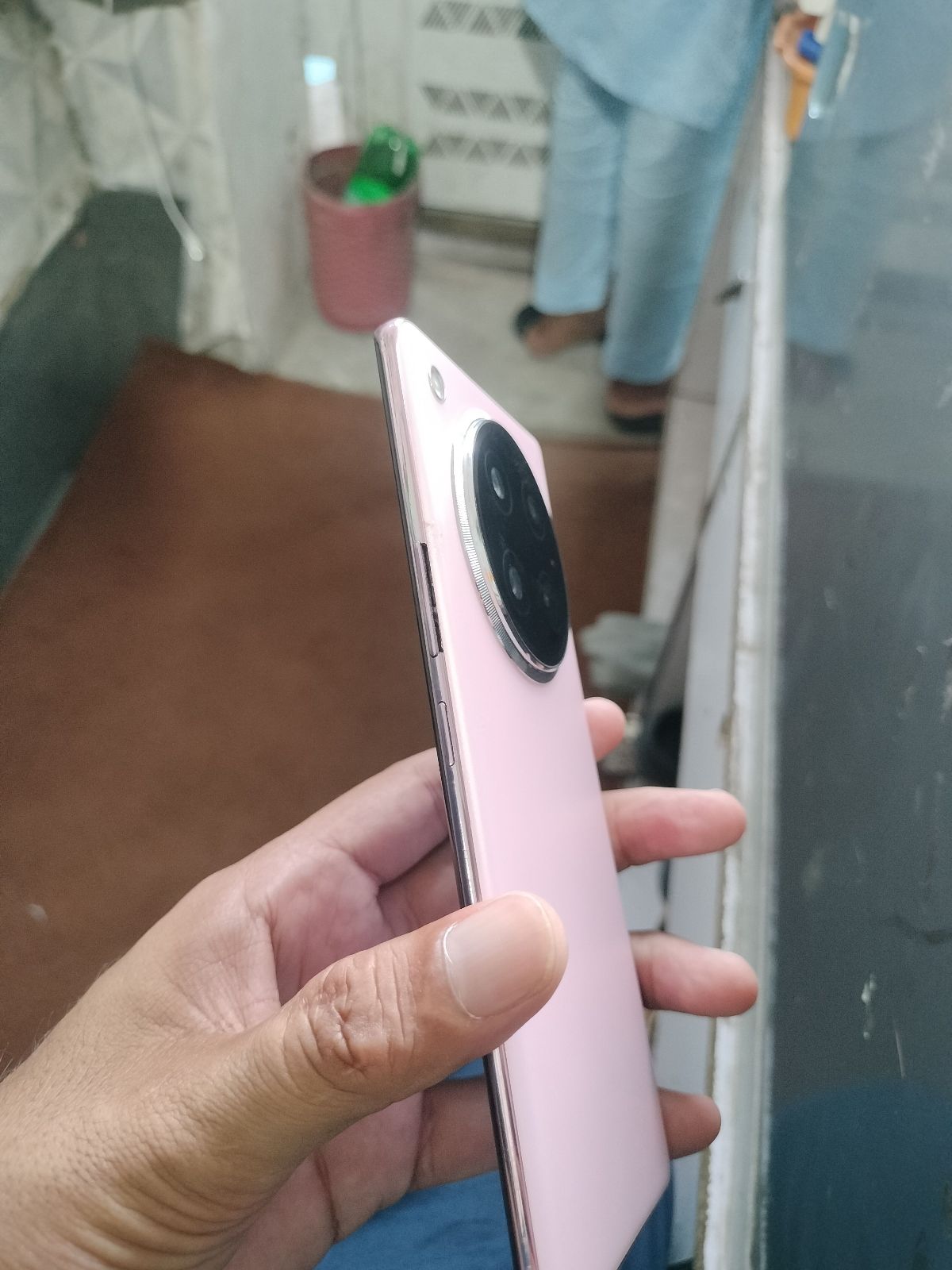 Infinix Zero 40 · 8GB / 256GB - photo 3