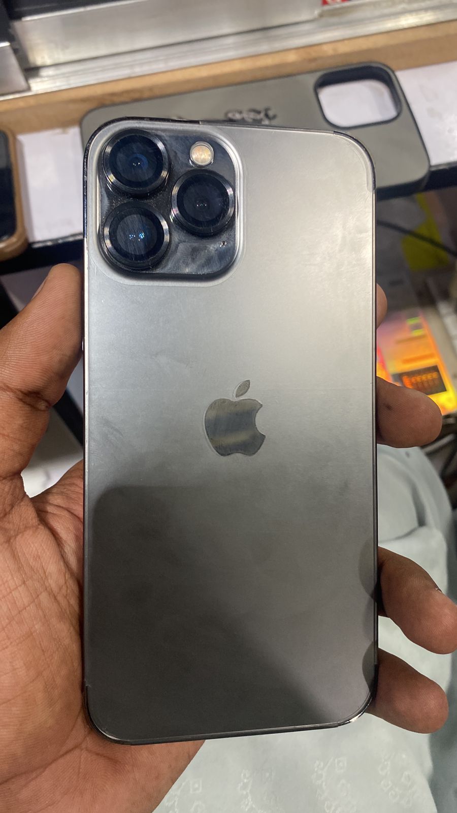 iPhone 13 Pro Max · 256GB - photo 4