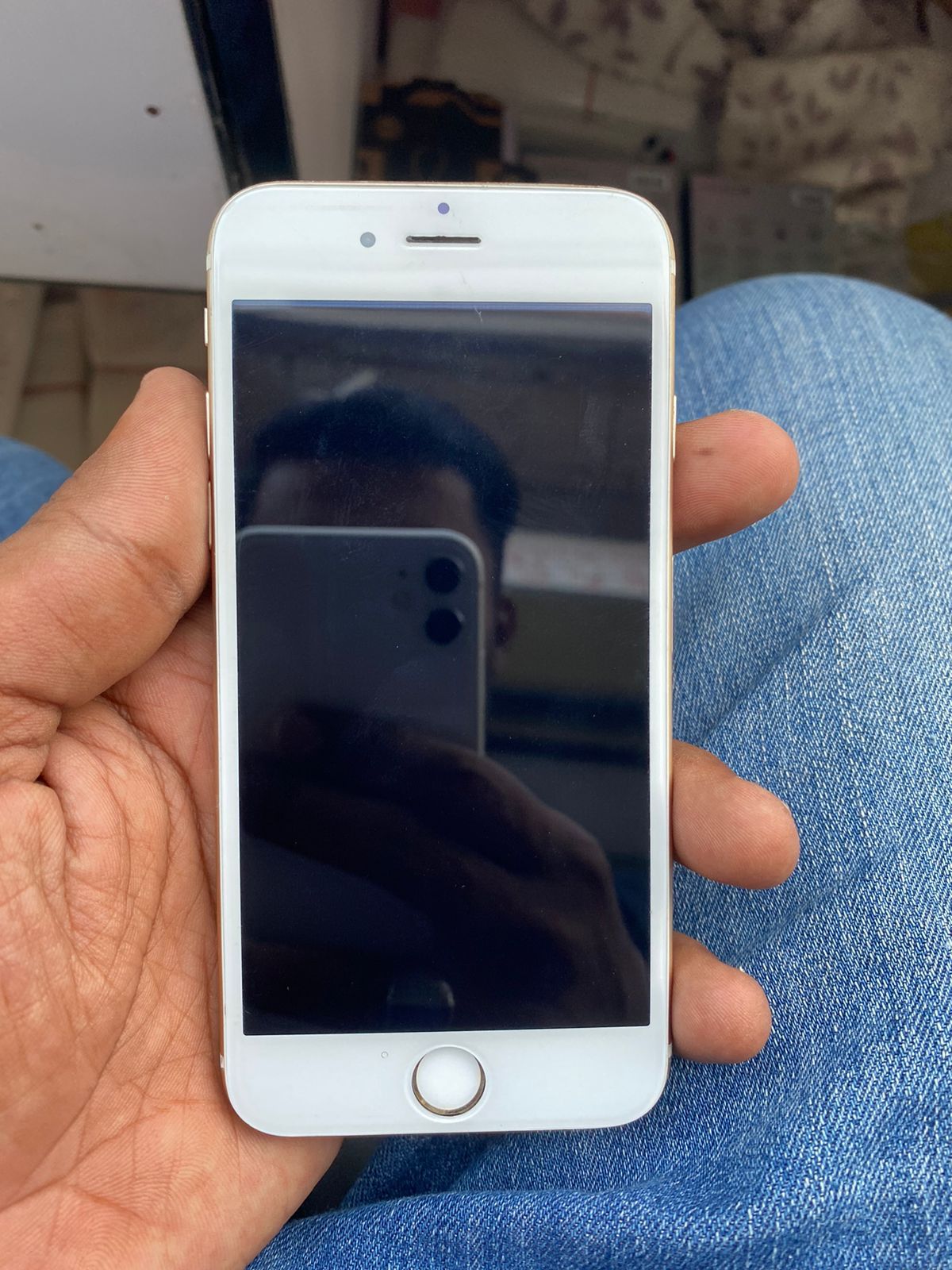 iPhone 6s · 64GB - photo 2