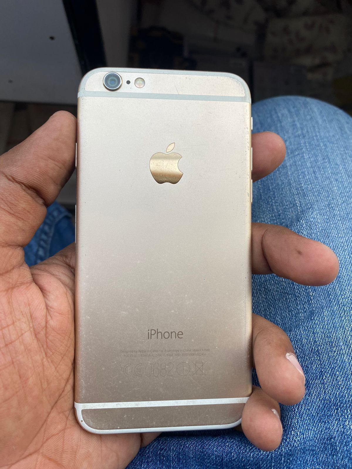 iPhone 6s · 64GB - photo 1