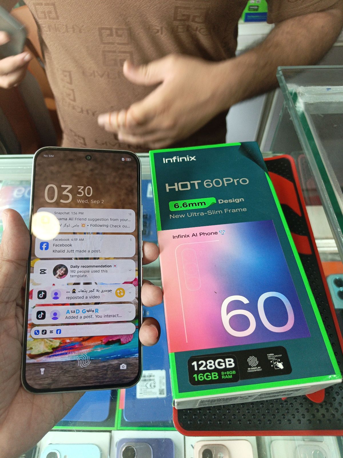 Infinix Hot 60 Pro · 8GB / 128GB - photo 2