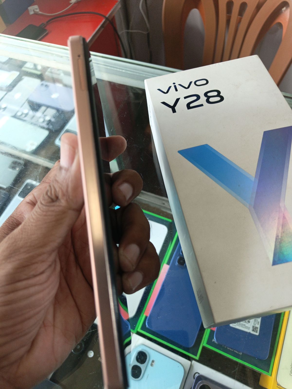 Vivo Y28 · 8GB / 256GB - photo 3