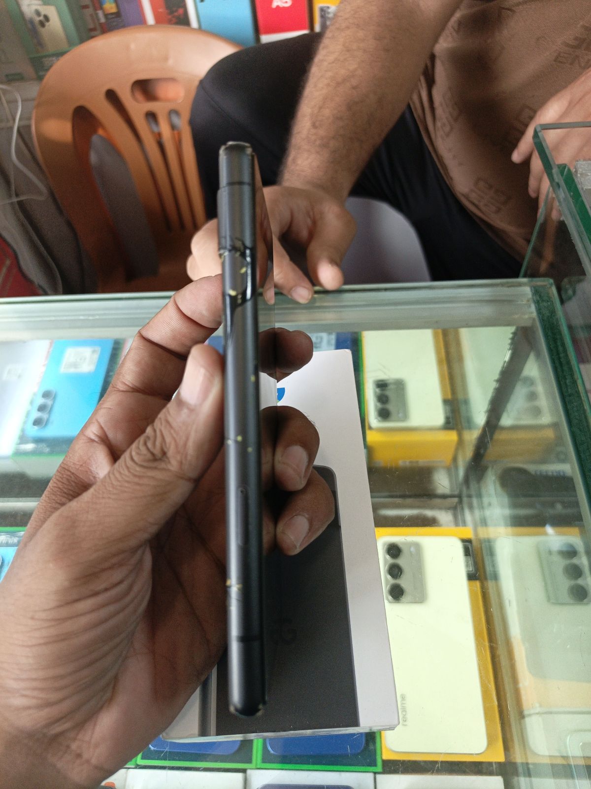 Pixel 7a · 8GB / 128GB - photo 3