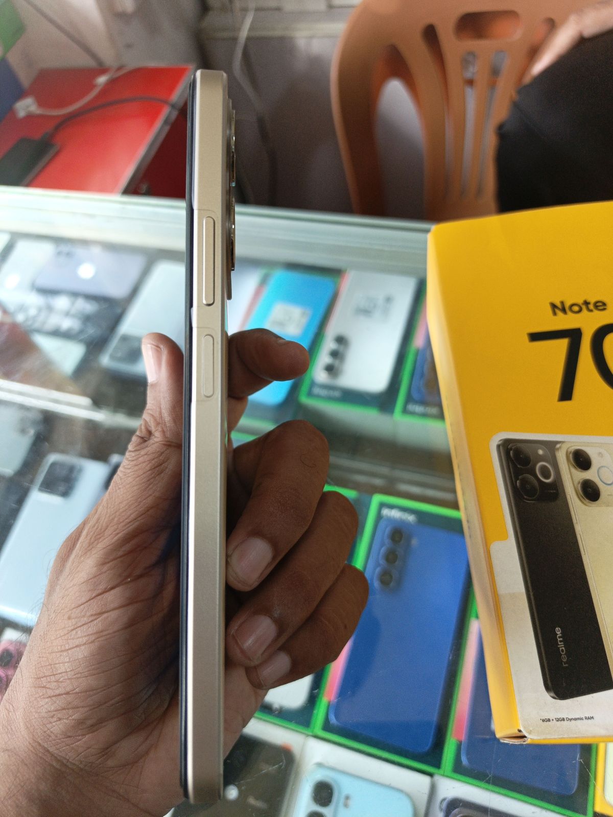 Realme Note 70 · 6GB / 128GB - photo 4