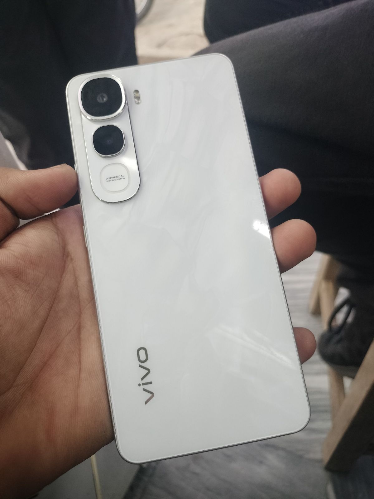Vivo Y400 5G · 8GB / 256GB - photo 1