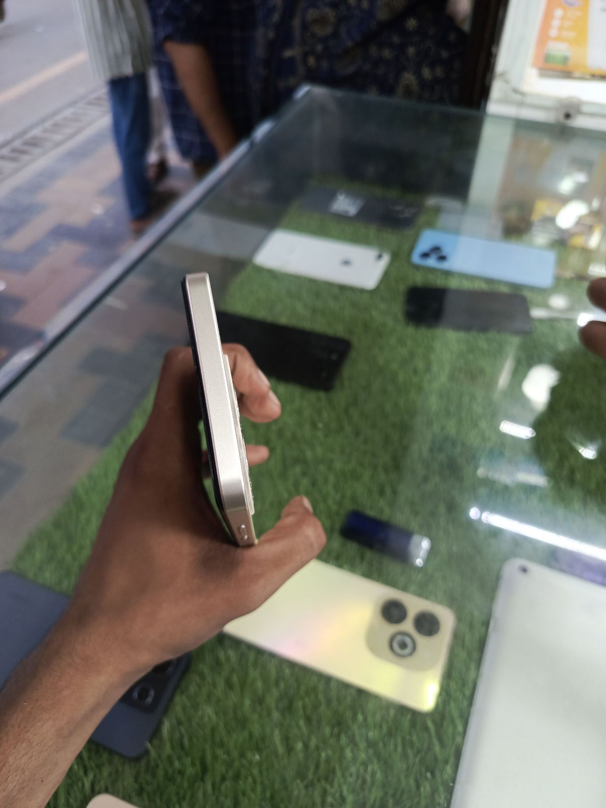 Realme C61 · 6GB / 128GB - photo 4