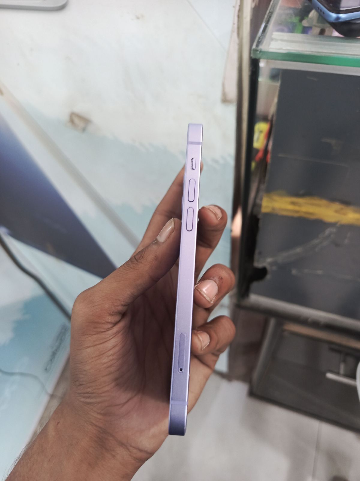 iPhone 12 · 128GB - photo 4