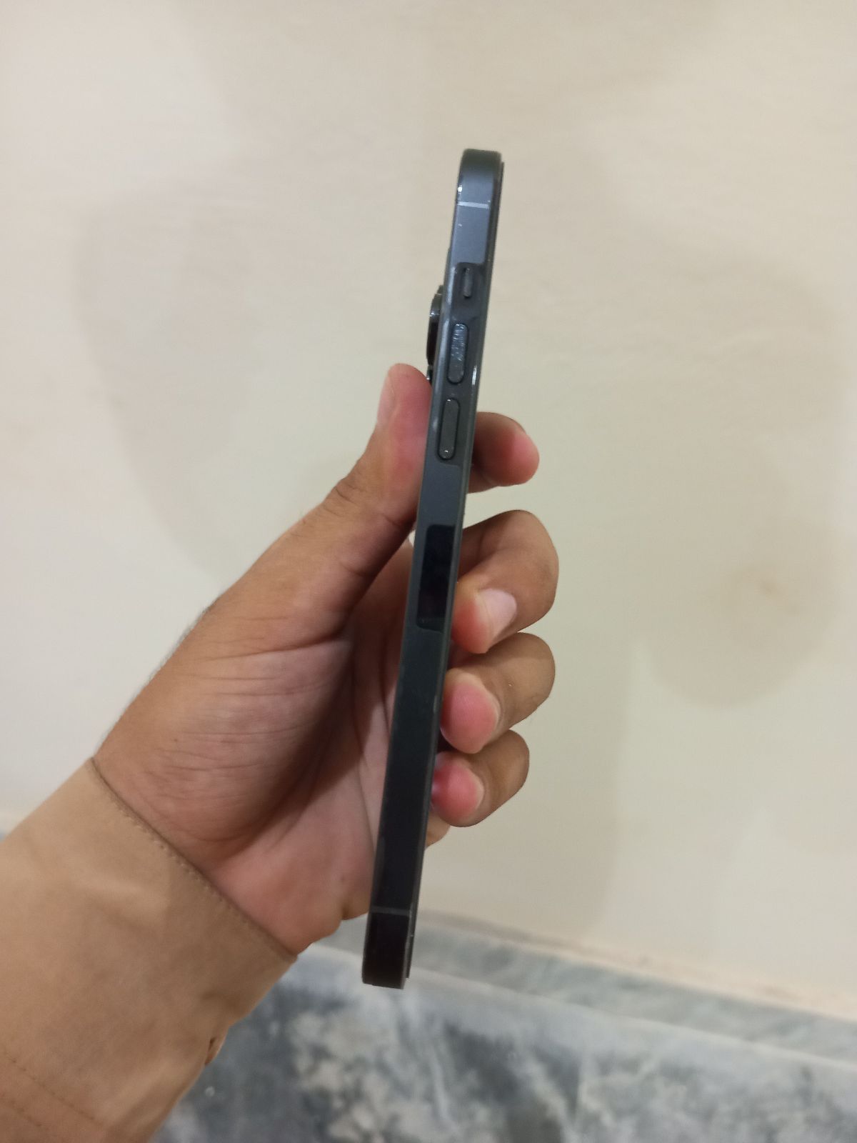 iPhone 14 Pro Max · 128GB - photo 3