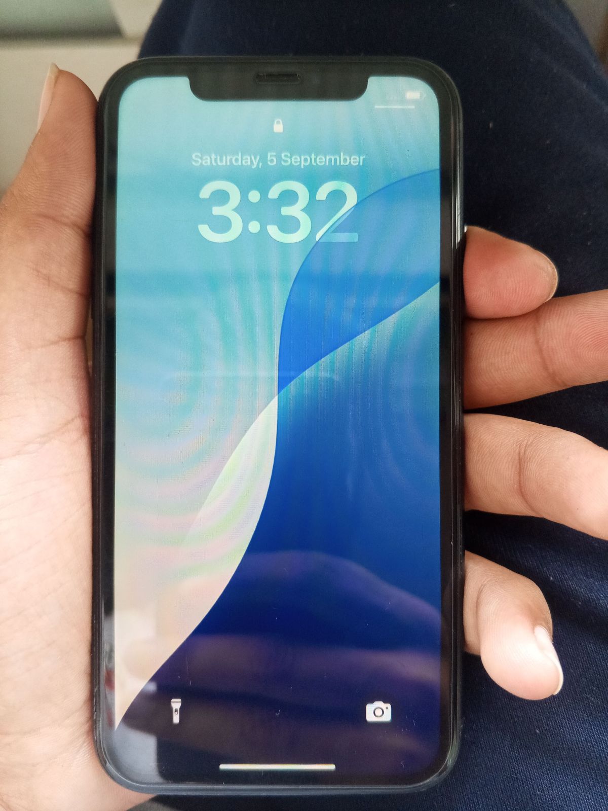 iPhone XR · 64GB - photo 4